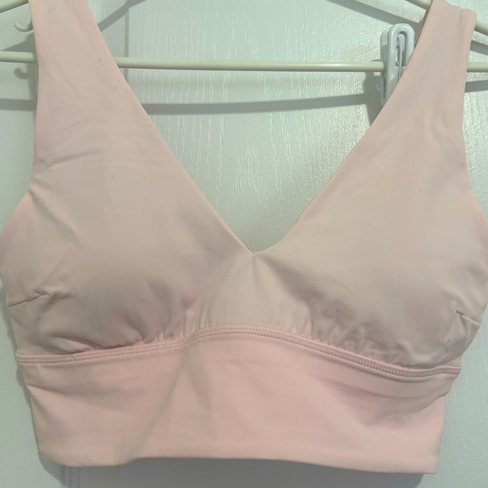 BRAND NEW Lululemon Align V-neck bra C/D cup